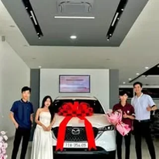 Hoạt động tư vấn và giao xe Mazda tại Bến Tre 1