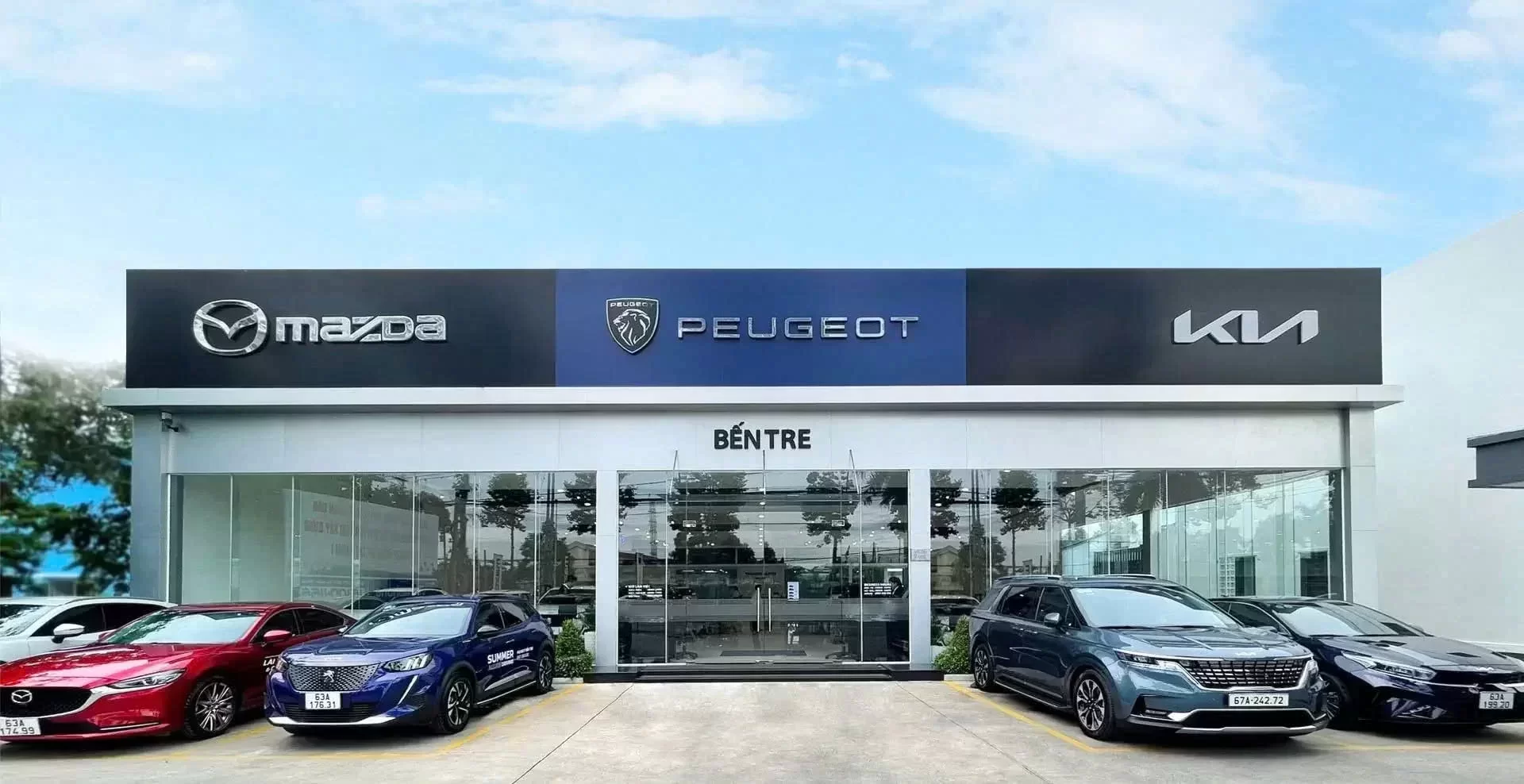 Hình ảnh showroom Mazda Bến Tre